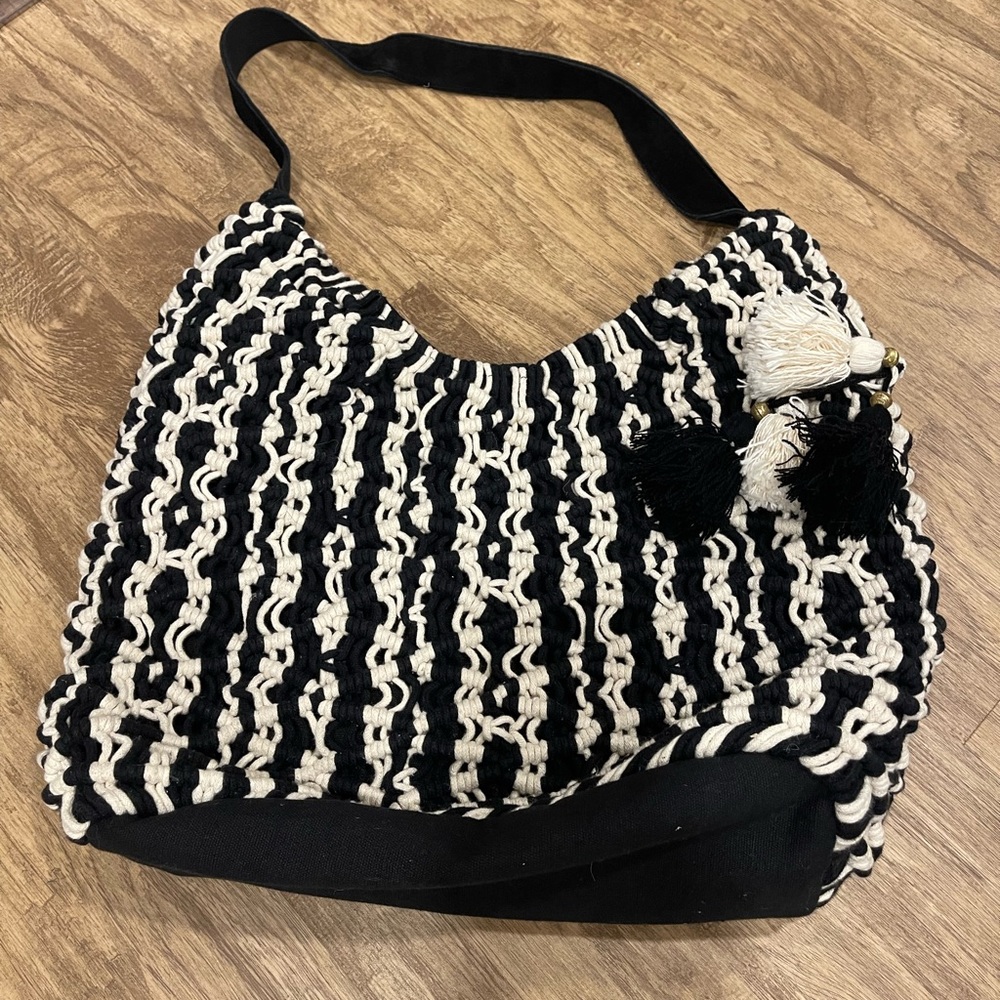 Love Stitch Macrame Shoulder Bag Purse w/Poms